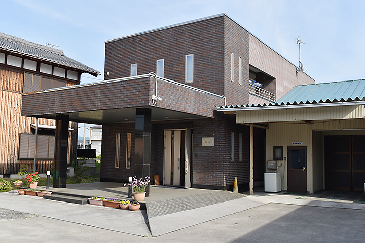 本社